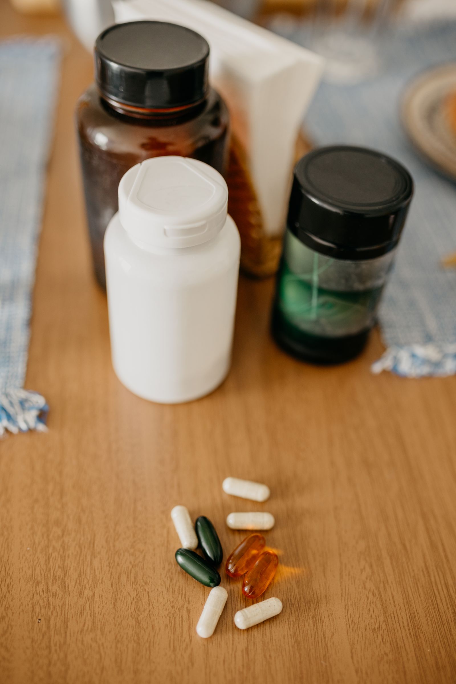 Surbex Z B-complex zinc supplement tablet — Pakistan